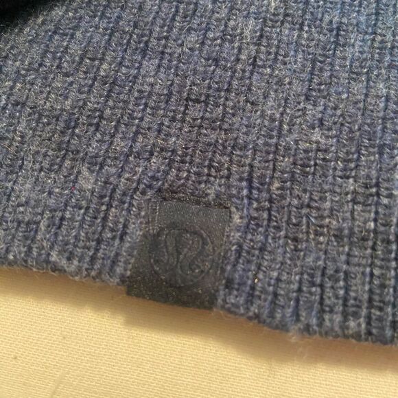 Lululemon Women's Blue Merino Wool-Blend Ribbed Mock Turtleneck Sweater Size 6 - Picture 2 of 8